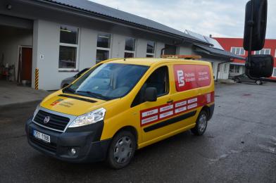 reklamní polepy ÷  12,18 | Poličská Stavební